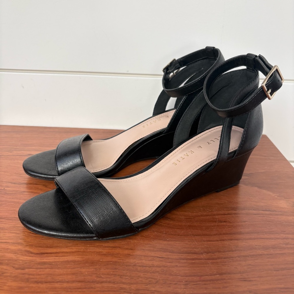 Kelly & Katie Black Ankle Strap Wedge Sandals Shoes Heels Chic Classy Work 6.5 M